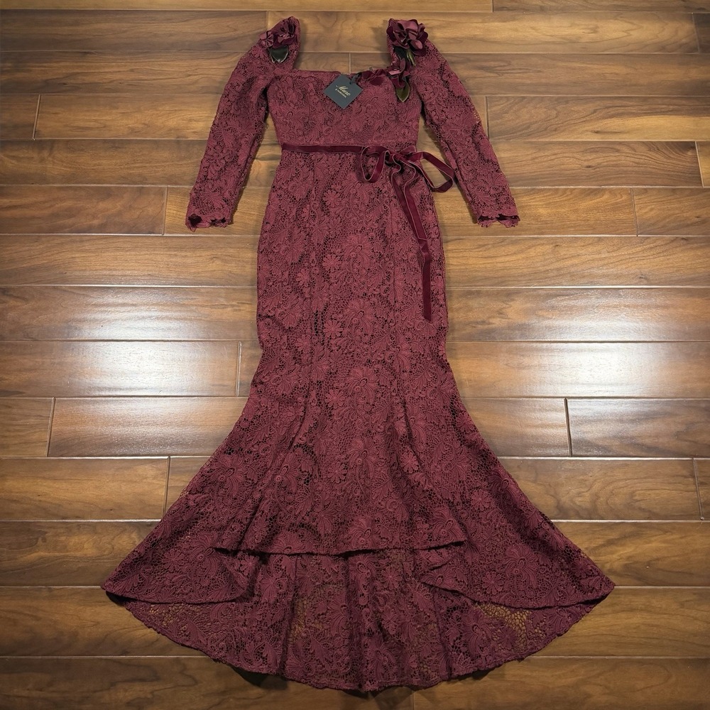 Muse by Marchesa Women's Size 6 Garnet Floral Applique Cypress Lace Maxi Gown